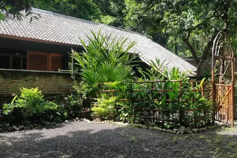 Villa King: Unique Villa With Indoor Swimming Pool