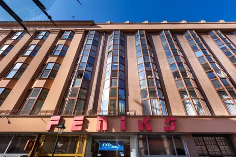 Feniks Main Square by Fragola Collection