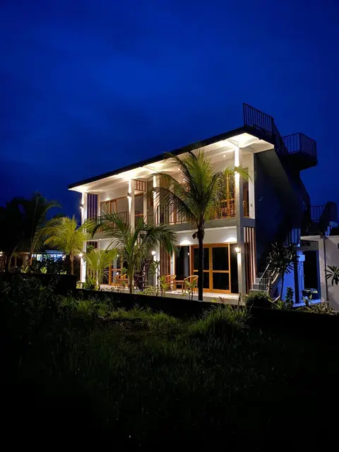 MAIMALU BEACH VIEW