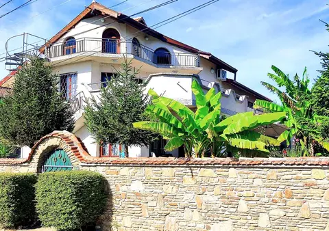 Guest House - Heaven
