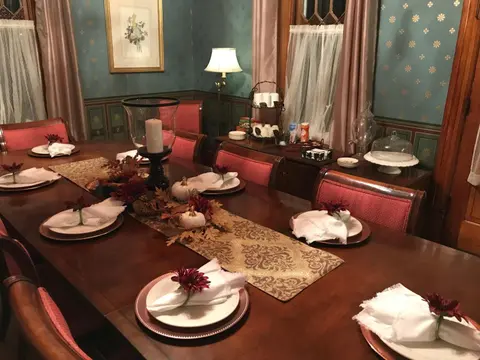 The Nauvoo Grand Bed & Breakfast