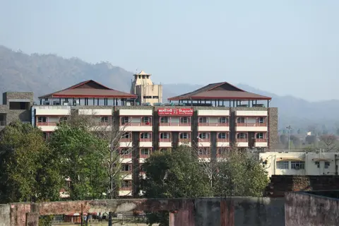 Perfectstayz Premium at Harkipauri Road - Ganga view rooftop cafe