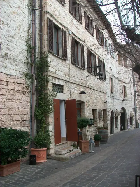 La piazzetta delle erbe
