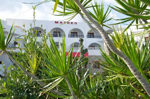 Hotel Matheo Villas & Suites