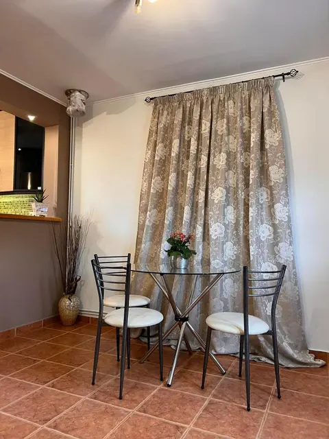 Avli Cottage