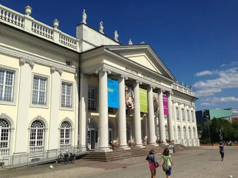 Art City-Studios Kassel 6 und 9 mit 2 Schlafzimmern, groß, modern, citynah, kostenfreie Parkplätze, Süd-Balkons, ruhig, Herkulesblick, voll ausgestattet