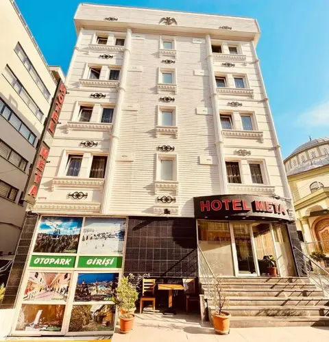 Meta Hotel