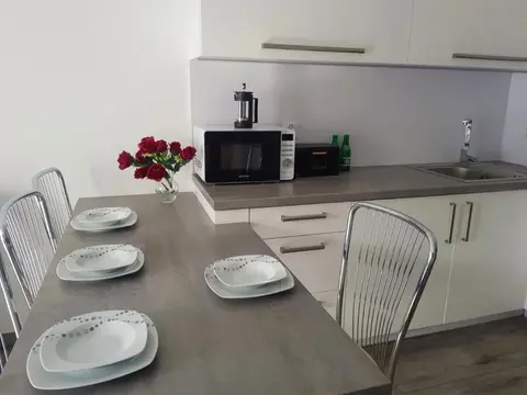 Leśne Tarasy 45a, Dziwnówek