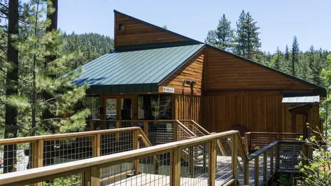 4081 Ski Trails