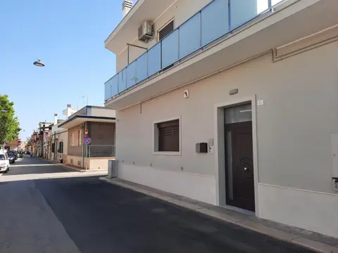 HOME SWEET HOME