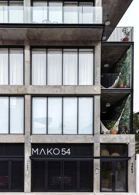 Mako 54