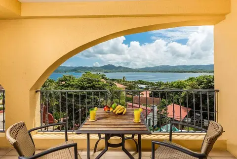 Newly remodeled unit in Flamingo with sweeping ocean views from big terrace