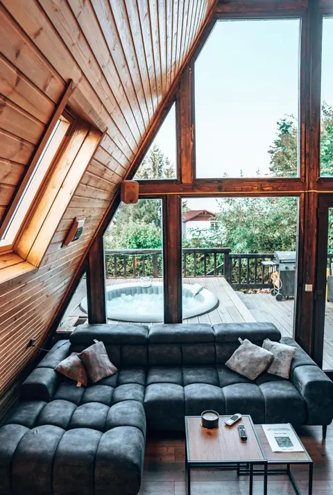 Valdo Cabin