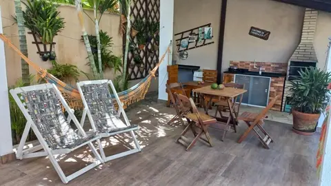 Charmosa suíte de Tucuns.