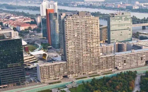 Modern Apartment at VIC