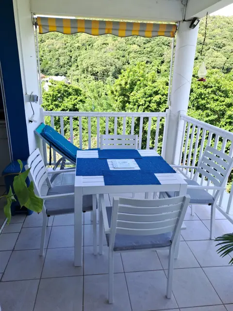 Apt t2 saint anne
