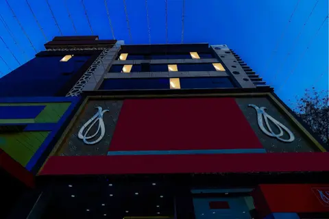 Super Townhouse Marina