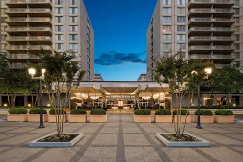 Exceptional Apartment Crystal City