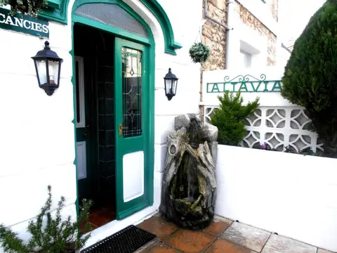 Altavia Hotel