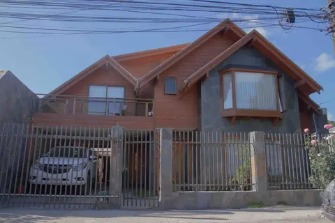 Casa céntrica por día en Pucón
