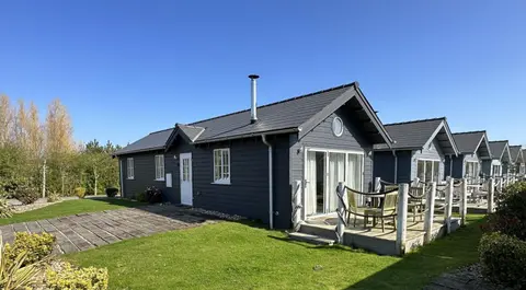 Trinity House - Part of the The Bay Filey Holiday Village with pool, gym and direct beach access, pub, restaurant, tennis and meadows walks