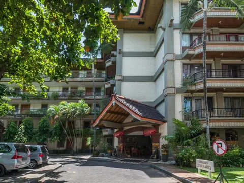 Club Bali Suite Legian