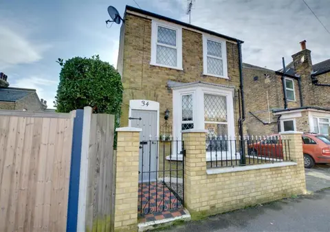 3 Bed in Broadstairs oc-th006