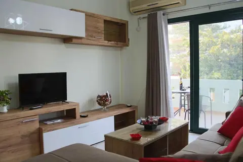 Anna Kavros appartment