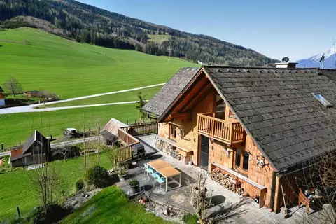 Traum Chalet mit Privatwald
