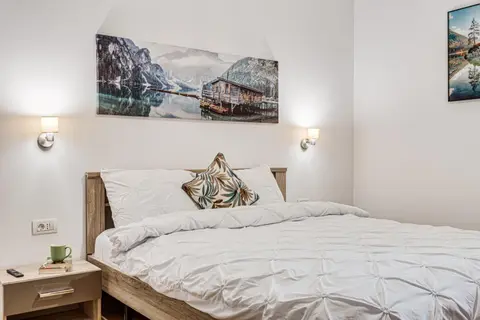 Old Town Luxurious Apartment