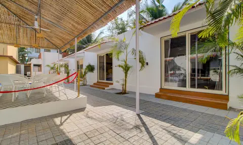 Treebo La Prince Suites