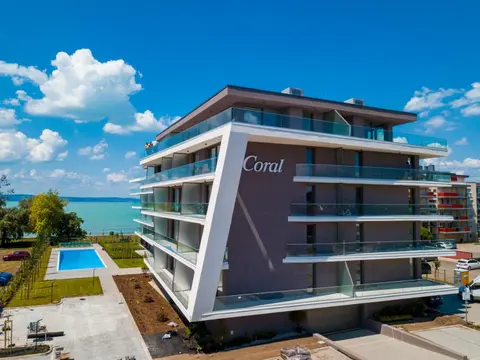 MyFlat Coral 61 Luxury Apartment