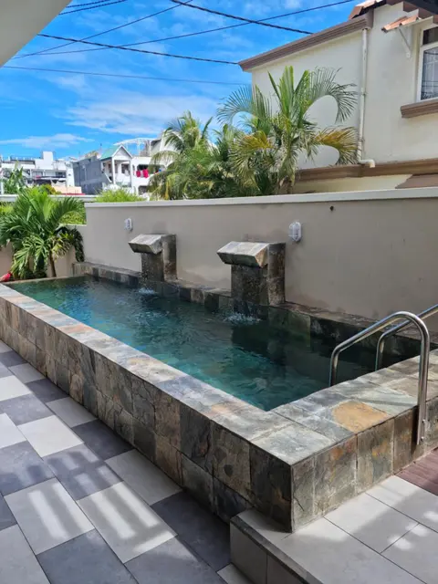 Pearl Gate residence