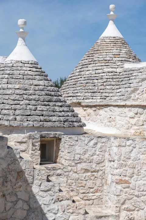 Trulli Cicerali , trulli design con piscina panoramica