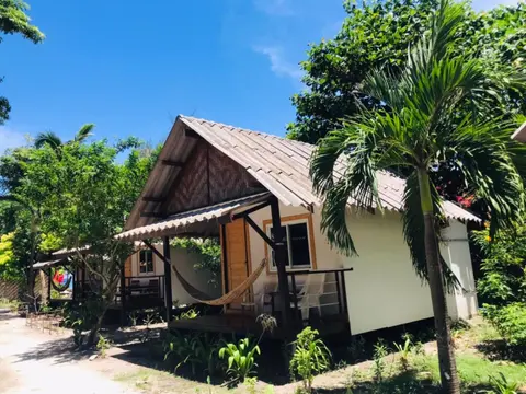 Lipe Garden Beach Resort