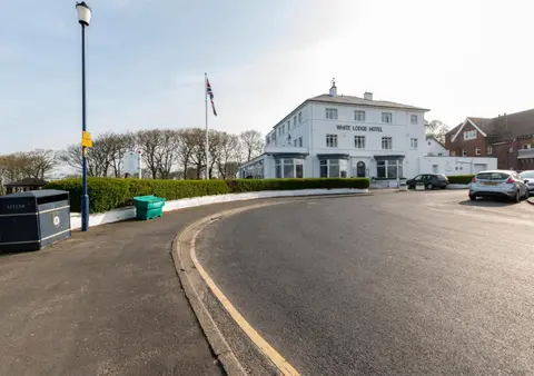 4 Bed in Filey oc-sa018