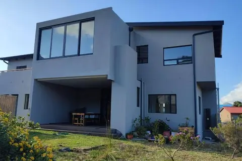 Pringle Bay getaway - 2 bedroom garden apartment