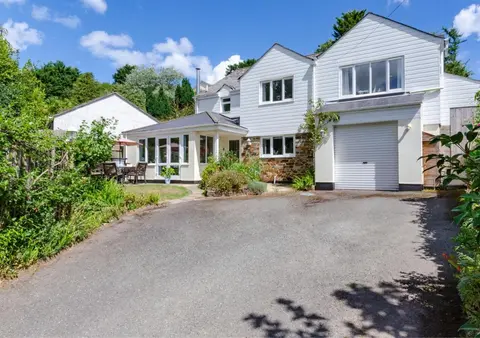 5 Bed in Mevagissey oc-p00699