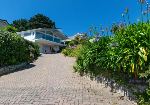 2 Bed in Penzance oc-p00753