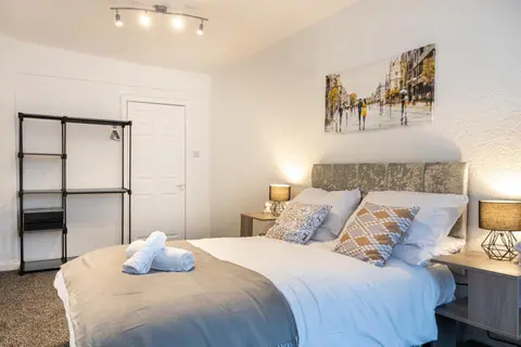 Flat In Greater Manchester