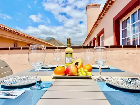 !!! Relaxing View, The Heights Apartment With Terrace and Heated Pools, Los Cristianos