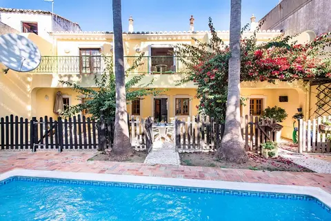 Casa Central