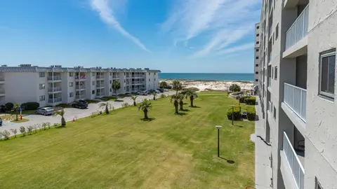 Royal Gulf Beach & Racquet Club 5217 condo
