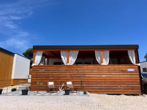 Green Turtle - Lovely, brand new holiday home near the sea