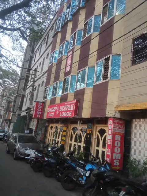 Deepak Lodge