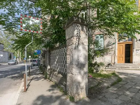 Polai Park Apartments