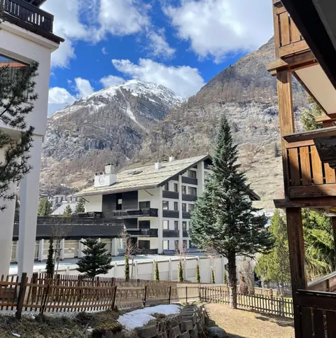 Beautiful Amara Apt. 2 person.
