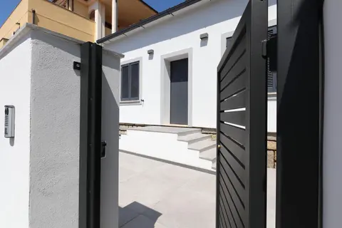 Fontana Suite - 1-Bedroom Apartment with Terrace, Aldo Moro Olbia