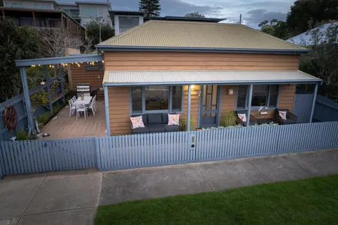 Swan View