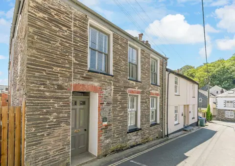 4 Bed in Padstow oc-p00297